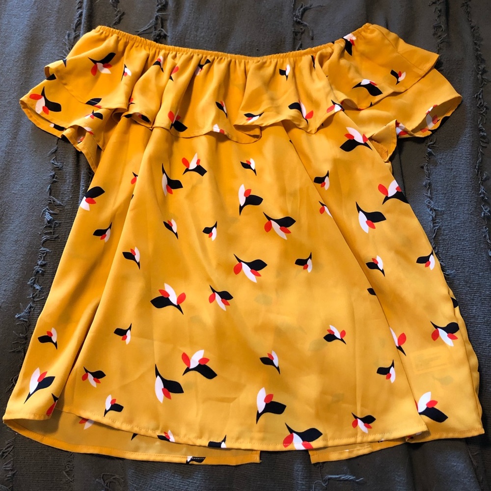 Xhilaration Floral Off-The-Shoulder-Top